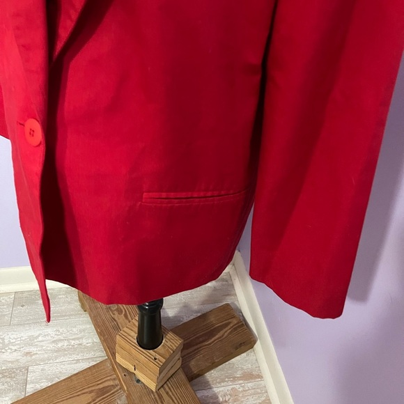 Elegant Red Women's Blazer - Picture 2 of 5